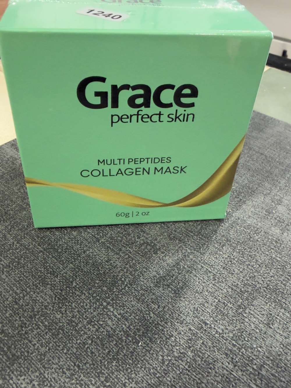 Grace Perfect Skin Multi Peptides Collagen Mask - Mint Green with Gold Accent